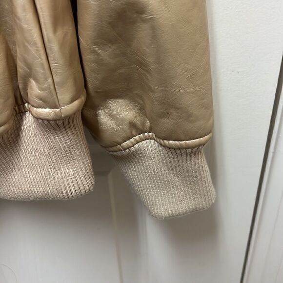 Rocawear Vintage metallic gold faux leather jacket - Picture 4 of 9